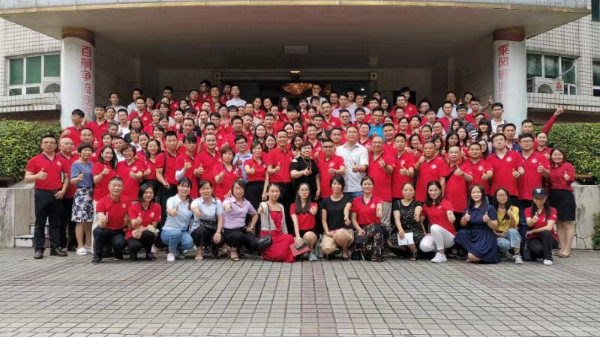 金威瑪出席<i style='color:red'>牛商</i>爭霸企業(yè)分享會